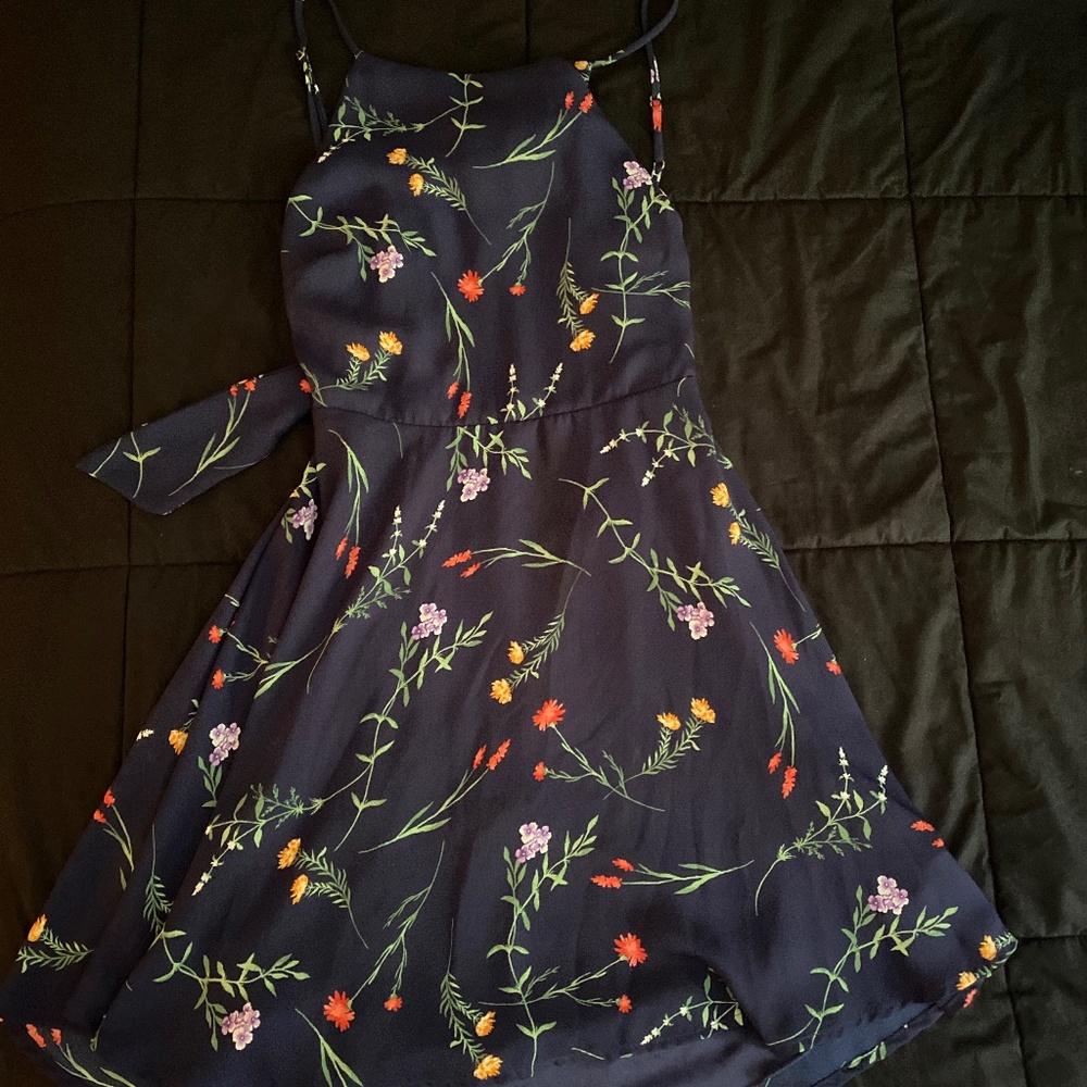 Sleeves dress